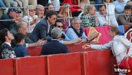 Galería de imágenes: Colorido y bullicio en los tendidos de La Glorieta en la apertura de la Feria