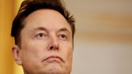 Elon Musk despidió a más de 500 empleados que entrenaban a su chatbot de Inteligencia Artificial