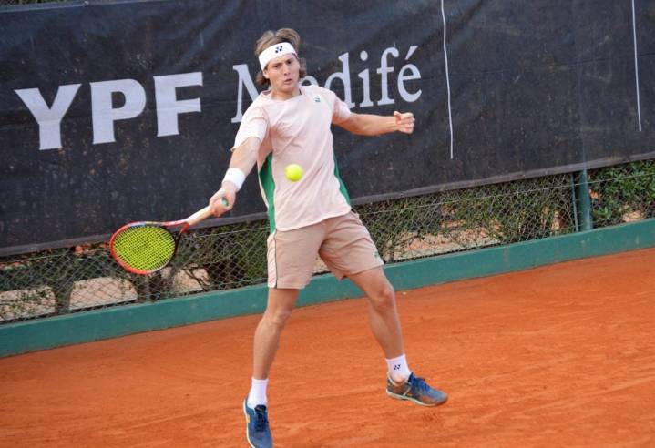 Un póker de cabezas de serie para las semifinales en el Náutico