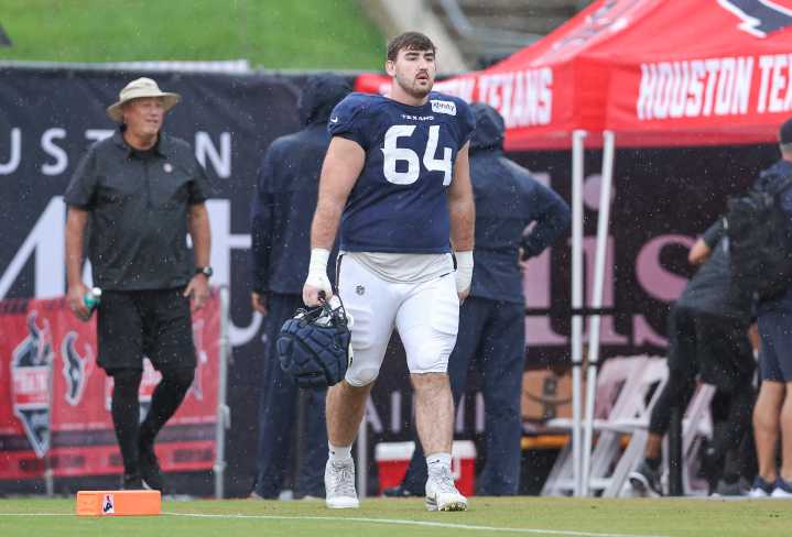 Buffalo Bills Beef Up Depth at OL With Nick Broeker
