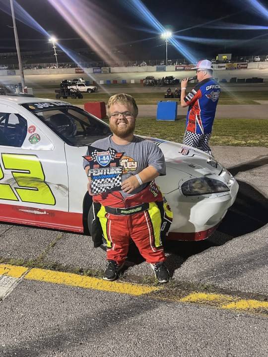 Lebanon community mourns loss of race car driver