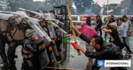 Unos 10 muertos en protestas por aumento de sueldos de diputados en Indonesia: habría 20 desaparecidos