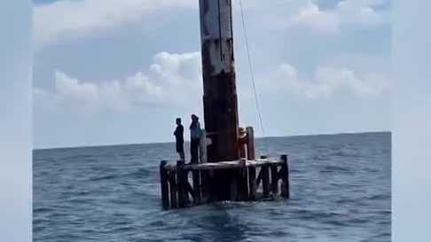 Captain helps rescue two men stranded on Gulf Coast radio tower