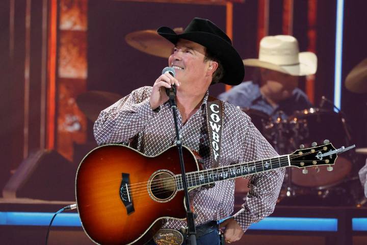Clay Walker’s Live Shows Look a Lot Different These Days