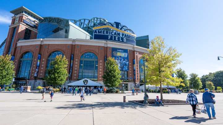 Milwaukee Brewers playoff tickets will go on sale today, Sept. 23