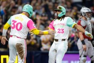 Deadspin | Fernando Tatis Jr.'s slam carries Padres past Diamondbacks