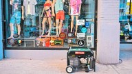 Para evitar cortes de luz, el Gobierno permitirá vender electricidad a grandes usuarios y comercios