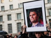 Ola de despidos tras el asesinato de Charlie Kirk y advertencia por la visa y deportación de extranjeros