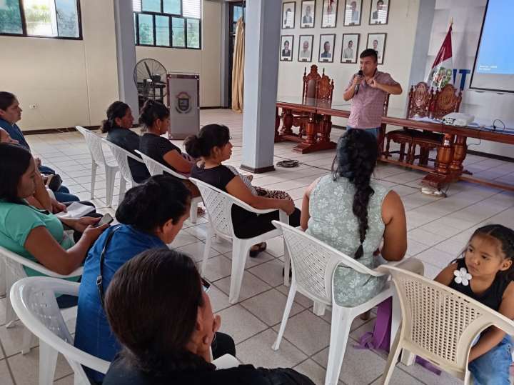 Comedores populares reciben capacitación en Utcubamba