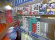 Industriales mexicanos advierten que alza de impuestos a tabaco impulsará mercado ilegal