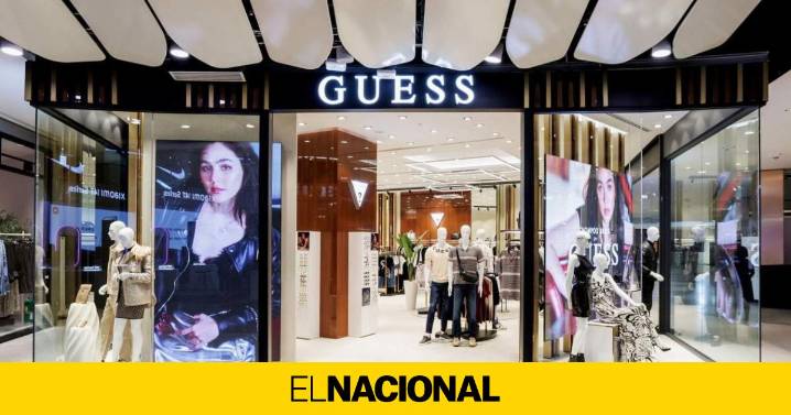 Un reloj Guess analógico de cuarzo que sorprende por lo poco que cuesta