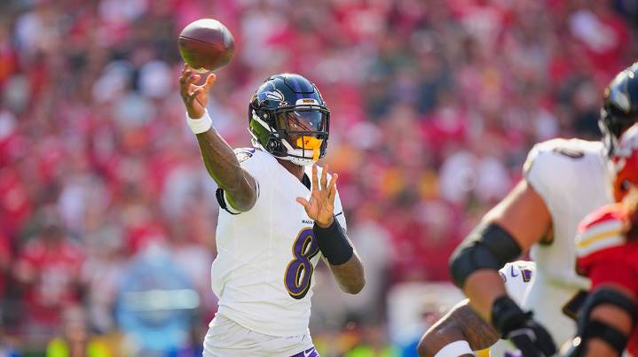 Lamar Jackson’s status ‘up in the air’ for Week 5 vs. Texans