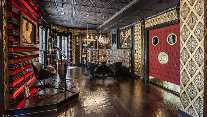 Colts' owner Jim Irsay's Carmel mansion sells for $11.75 million