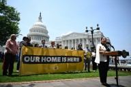 Democrats push Homeland Security Department on DACA recipients