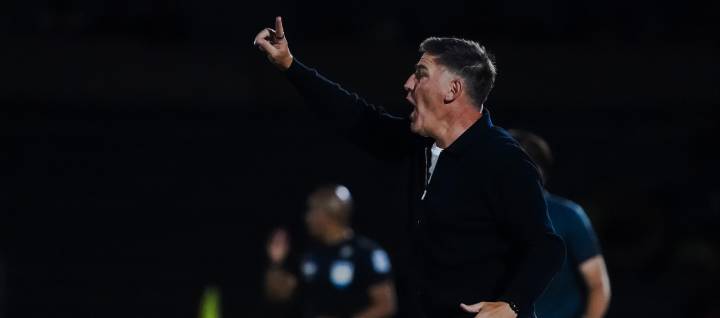 James Rodríguez se quedó sin técnico: Eduardo Berizzo renunció al León