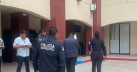 Sin trabajo y sin sueldo completo; el calvario de los policías de Rosarito atrapados en la burocracia