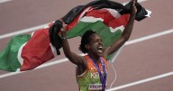 Kipyegon gana con facilidad su cuarto título mundial en 1.500 metros