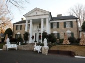 Missouri woman to be sentenced for trying to sell off Graceland