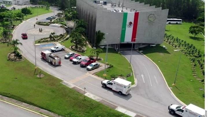 Se suicida marino que recibió $100 mil por huachi