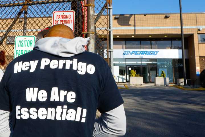 Pharma Bosses Say They’re Replacing Striking Workers at Bronx Medical Factory