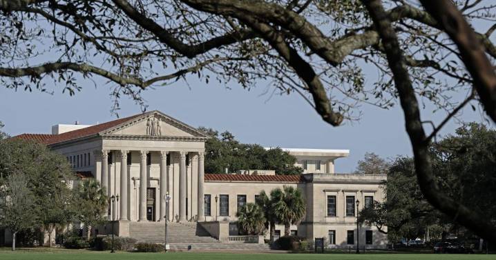 LSU law school dean to step down after resolution reached