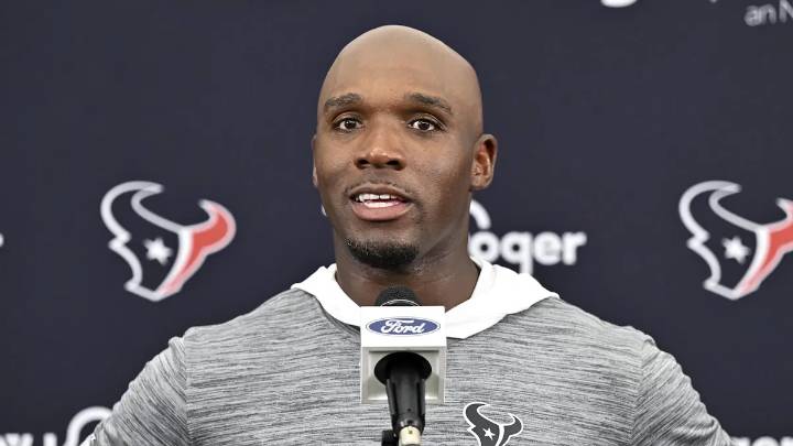 DeMeco Ryans Assigns Blame for Loss vs Rams After Texans RB’s Costly Mistake