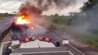 Se incendia tráiler en la autopista Mazatlán