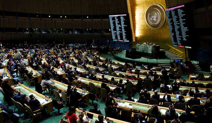 Asamblea General de la ONU aprueba por mayoría aplastante permitir que Palestina participe por video