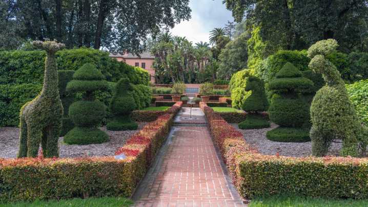 The California Garden That Spans 37 Acres And Features Over 3,500 Stunning Plant Varieties