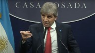 Lousteau cruzó a Caputo: “En lugar de tuitear tanto que venga al Congreso”