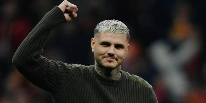 Mauro Icardi mostró el proceso para borrar el tatuaje de Wanda Nara de su brazo y despertó críticas en las redes