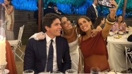El álbum de boda de la «influencer» Alejandra Navarro en Galicia: un recorrido por A Mariña, gaitas y una sorpresa para María Pombo