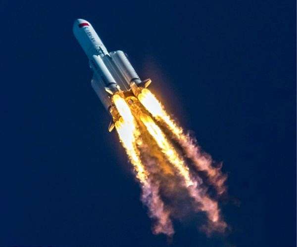 China advances lunar program with Long March 10 ignition test