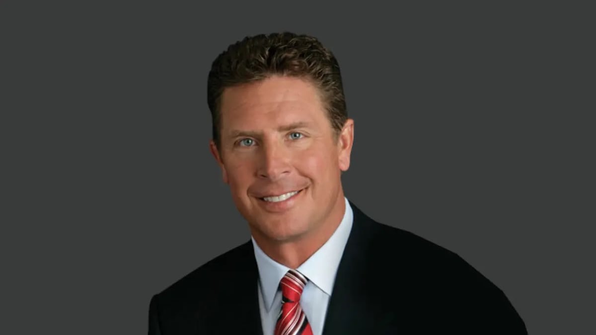 Dan Marino revela que padece una enfermedad hepática, mientras Trump critica nueva regla de la NFL