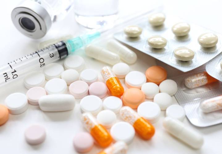 Trump anuncia aranceles y farmacéuticas caen en bolsa