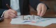 Federal Reserve lowers key interest rate, financial advisor explains impact on Central Illinoisans