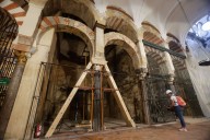 El incendio de la Mezquita de Córdoba fuerza a la incorporación de las administraciones públicas en la toma de decisiones sobre el monumento