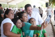 Renán Sánchez Tajonar acompaña a la presidenta Claudia Sheinbaum en su informe al pueblo de Quintana Roo