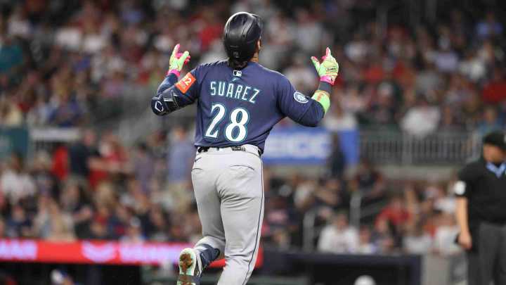 Eugenio Suárez conecta jonrón para sacudirse el slump