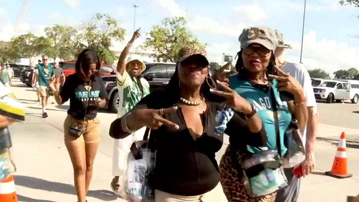 Jaguars fans celebrate victory Monday despite gritty win over Texans