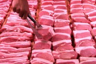 Extienden la quita de retenciones a la carne avícola y bovina