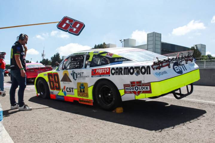 Está Germán Quiroga en quinto sitio en NASCAR México Series 2025