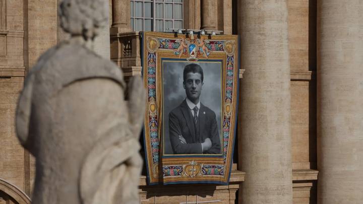 Carlo Acutis ya es el primer santo milenial