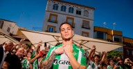 Video | El increíble recibimiento de los hinchas del Betis a uno de sus ídolos brasileños