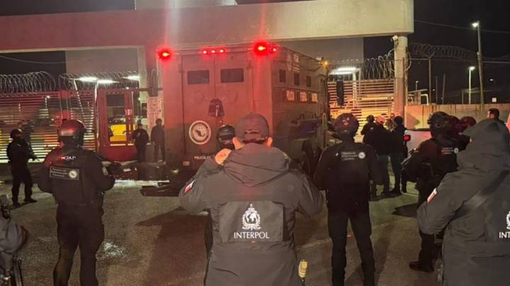 Ingresan al Altiplano a Hernán "N", presunto líder de "La Barredora"