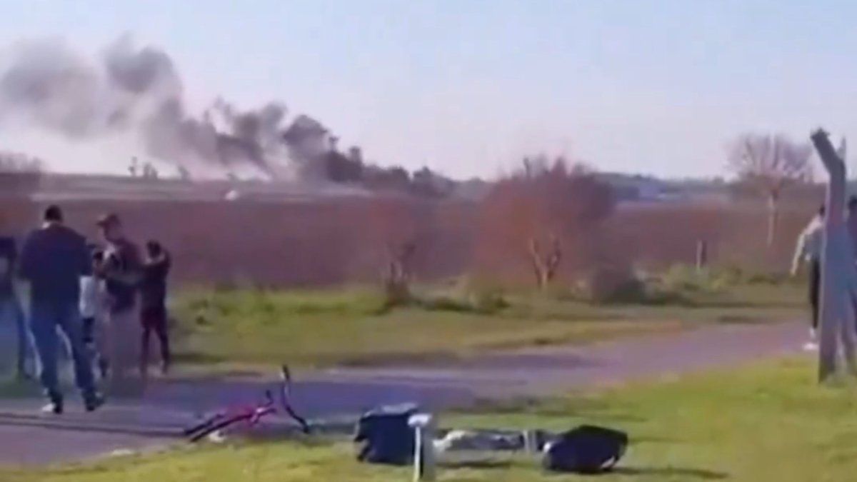 Un santafesino murió al estrellarse una avioneta en un festival aéreo en Córdoba