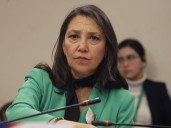 UDI no descarta presentar una acusación constitucional contra la ministra Lobos por rechazo a multas por no votar