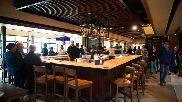 Iron Hill chain's abrupt closing shows restaurant industry's fragility