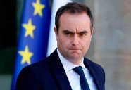 Primer ministro francés retira supresión de días feriados