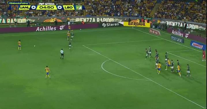 ¡Purata se queda corto en el Tigres vs León